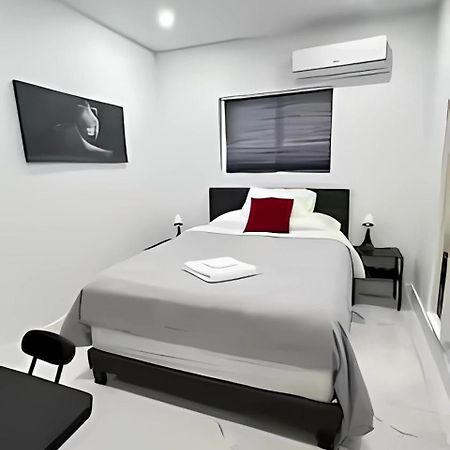 Cozy Private Room, Near The Airport - Free Parking - 01 マイアミ エクステリア 写真